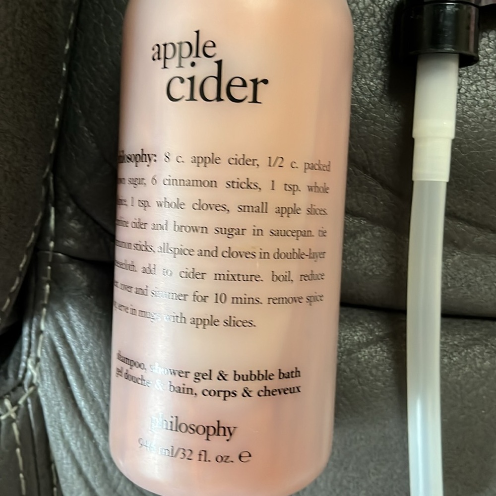 Philosophy apple cider body wash and shower gel - Picture 2 of 5